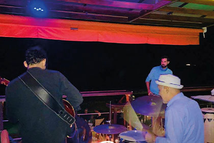  El Solar Bar - Club Nocturno & Coctelería Puerto Vallarta 