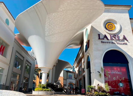 Centro Comercial La Isla Puerto Vallarta
