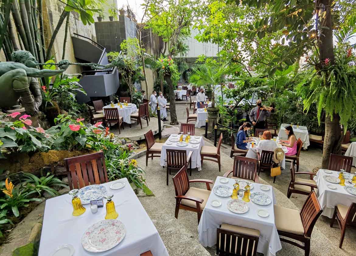 Cafe des Artistes Puerto Vallarta
